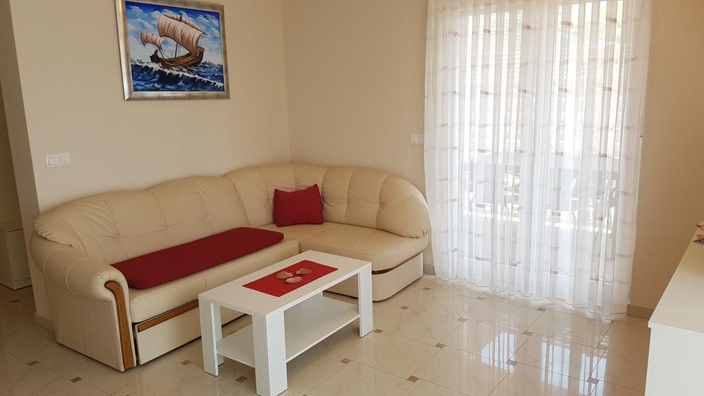 Apartments Simag บานโจเล ภายนอก รูปภาพ