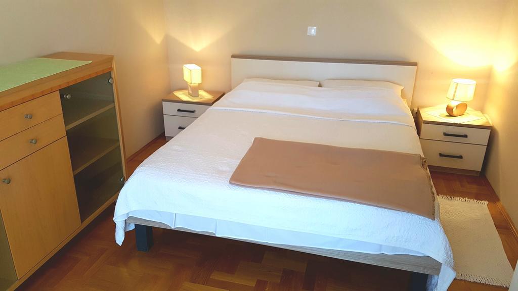 Apartments Simag บานโจเล ภายนอก รูปภาพ