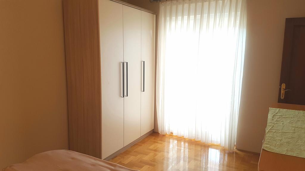 Apartments Simag บานโจเล ภายนอก รูปภาพ