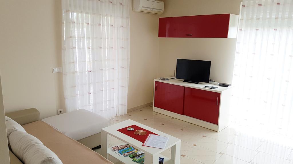 Apartments Simag บานโจเล ภายนอก รูปภาพ