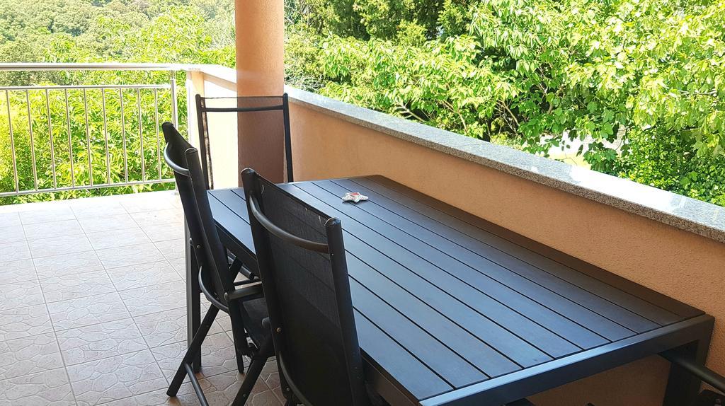 Apartments Simag บานโจเล ภายนอก รูปภาพ