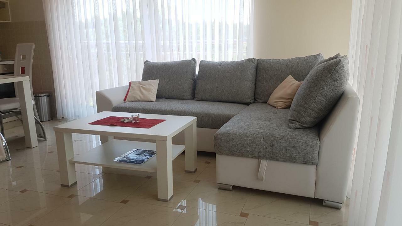 Apartments Simag บานโจเล ภายนอก รูปภาพ
